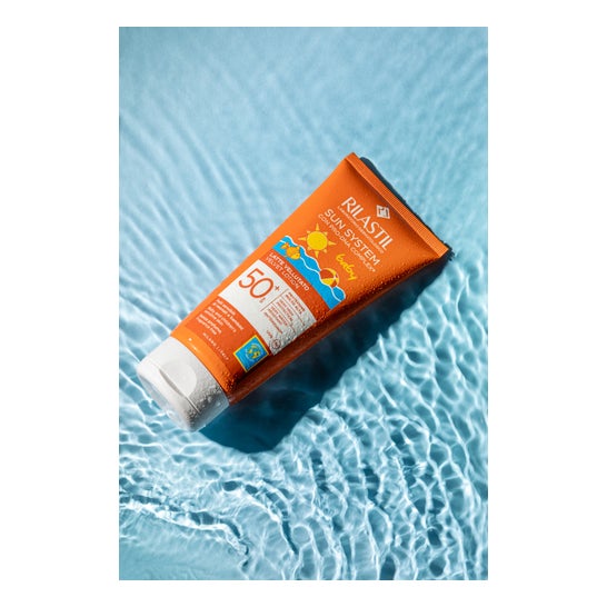 Rilastil Sun System Baby Lait Solaire Corporel Velluto SPF50+ 200ml