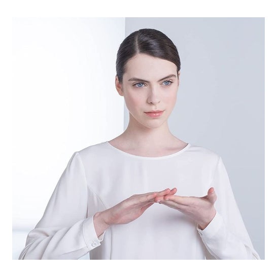 Institut Esthederm Esthe-White System Concentré Anti-taches Ciblé 9ml Institut Esthederm Esthe-White System Concentré Anti-taches Ciblé 9ml