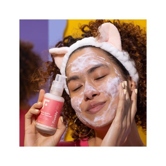 Freshly Cosmetics Rose Quartz Facial Cleanser 100ml