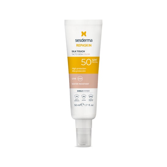 Photoprotecteur Sesderma Spf 50 Facial Touch Soie + Couleur